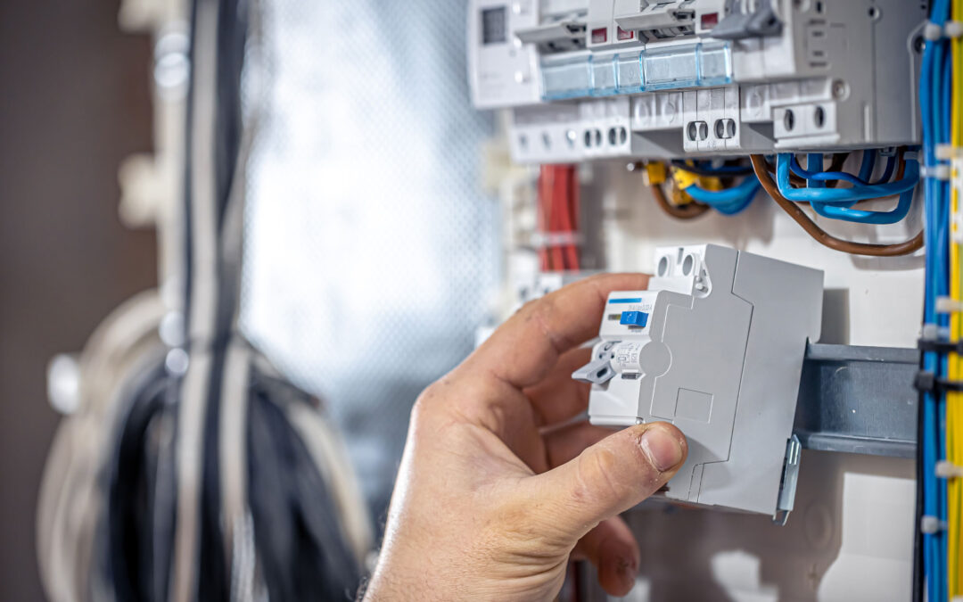 Líder en Instalaciones Eléctricas de Baja, Media y Alta Tensión